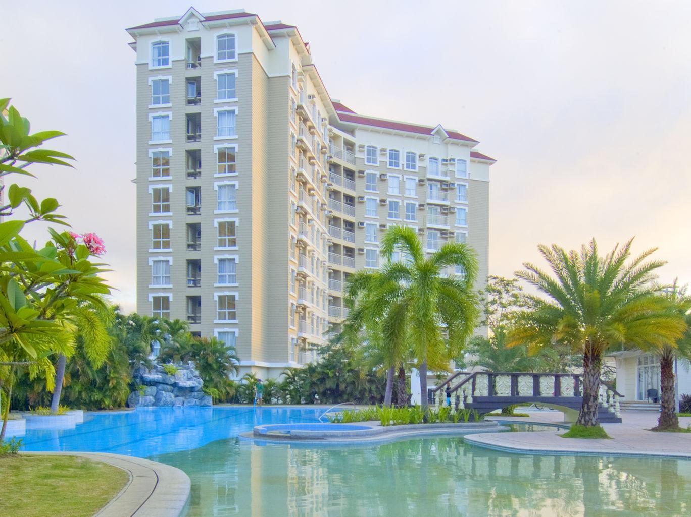 Bellini Suites At Presidio, Lakefront Muntinlupa City Esterno foto